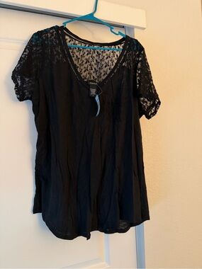 torrid Black V-Neck Lace Sleeve Blouse
